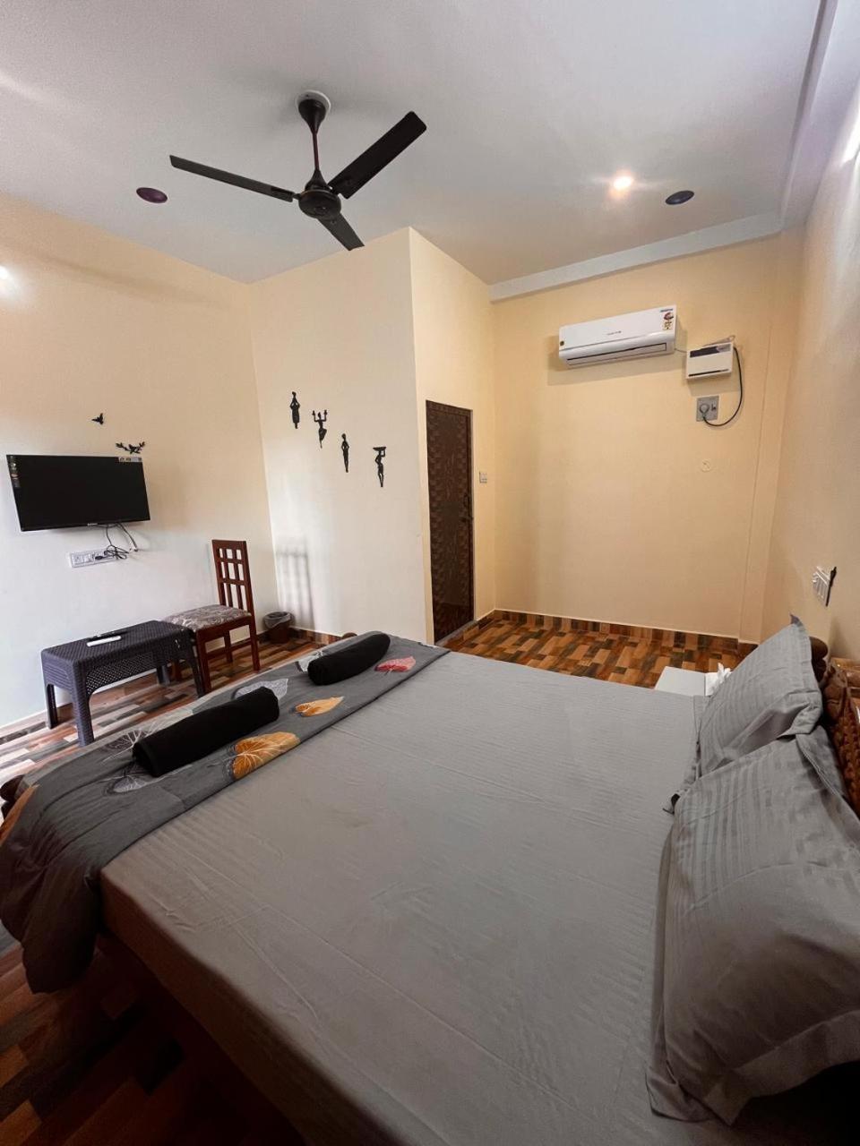 Le'Sap Beach Resort Puducherry Buitenkant foto