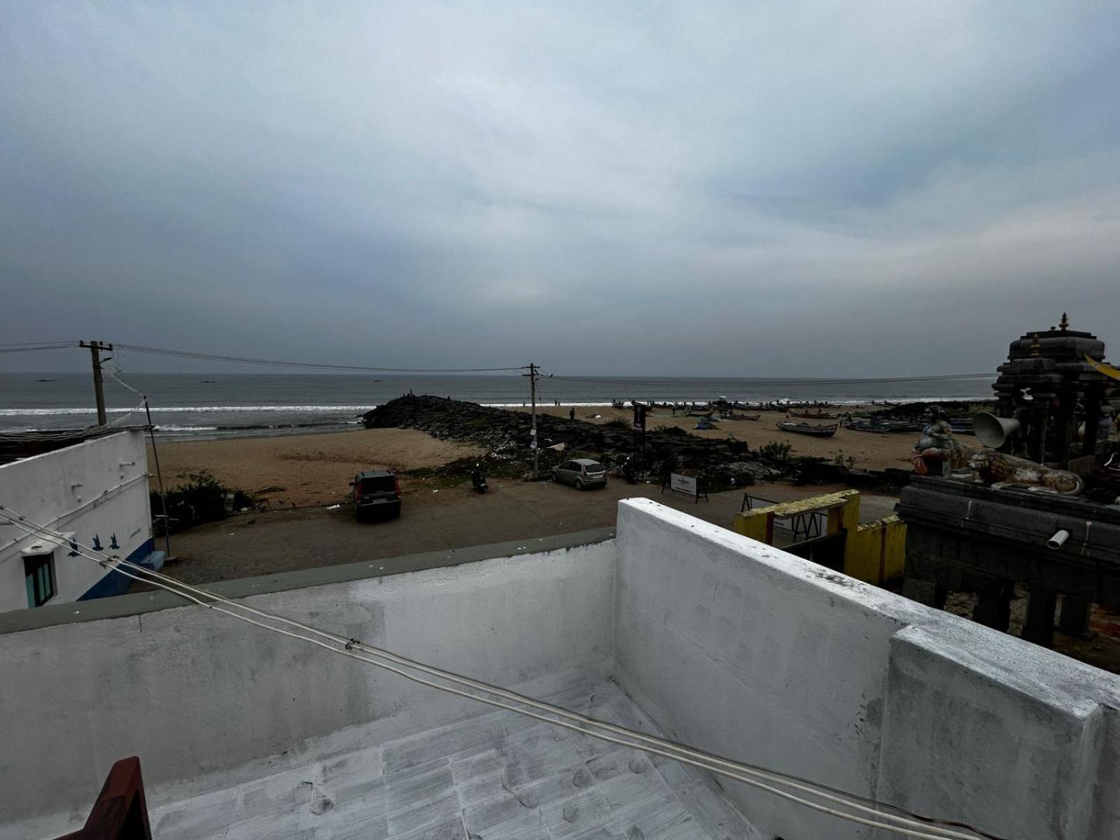 Le'Sap Beach Resort Puducherry Buitenkant foto